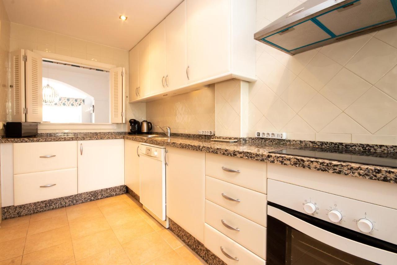 Ground Floor Apartment, Los Jardines De Santa Maria Elviria 마르베야 외부 사진