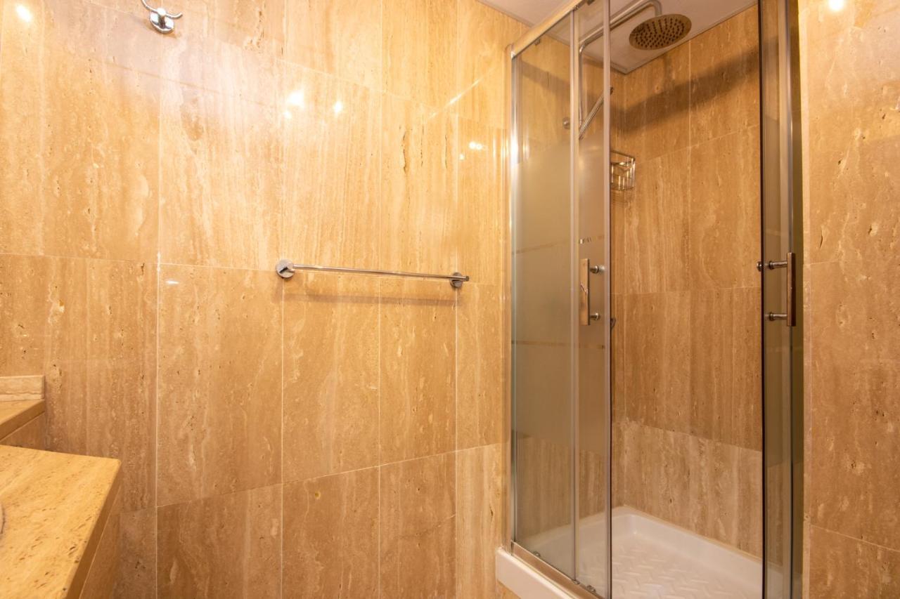 Ground Floor Apartment, Los Jardines De Santa Maria Elviria 마르베야 외부 사진