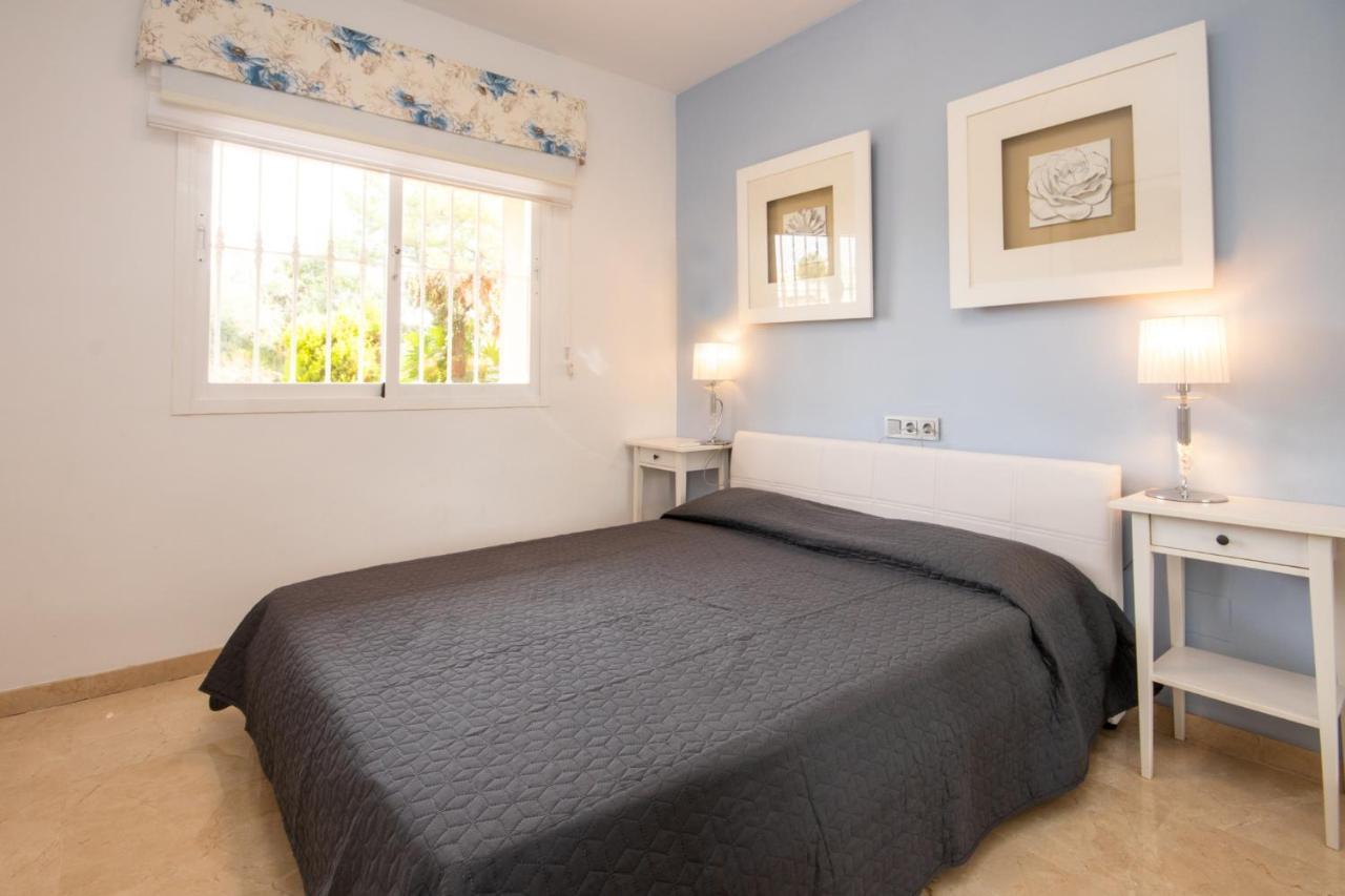 Ground Floor Apartment, Los Jardines De Santa Maria Elviria 마르베야 외부 사진