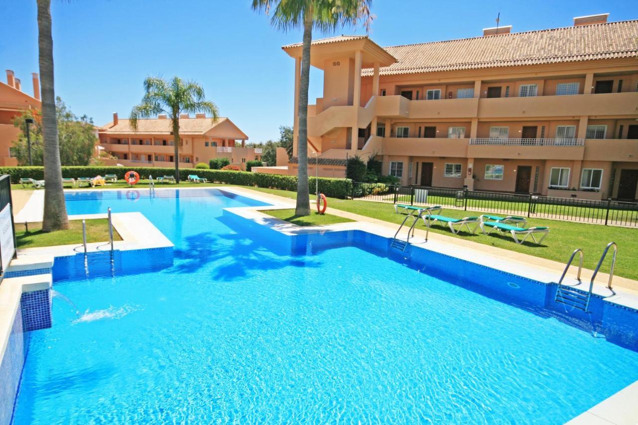 Ground Floor Apartment, Los Jardines De Santa Maria Elviria 마르베야 외부 사진